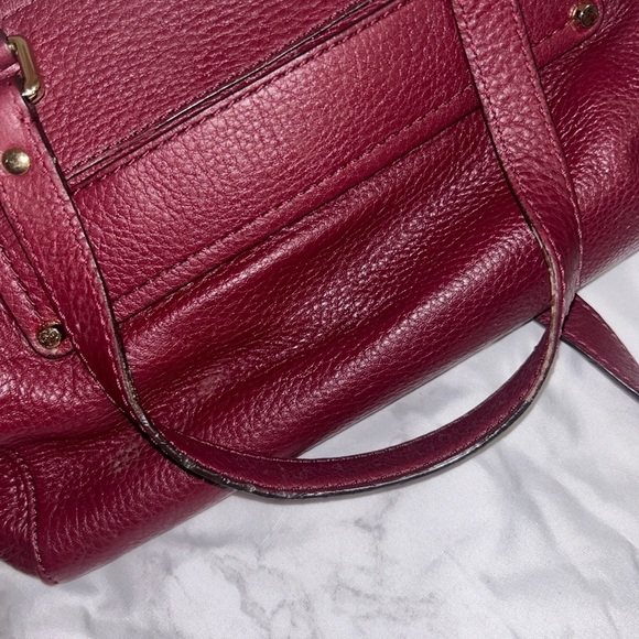 Women’s Michael Kors preowned medium size purse wine color - Picture 10 of 11